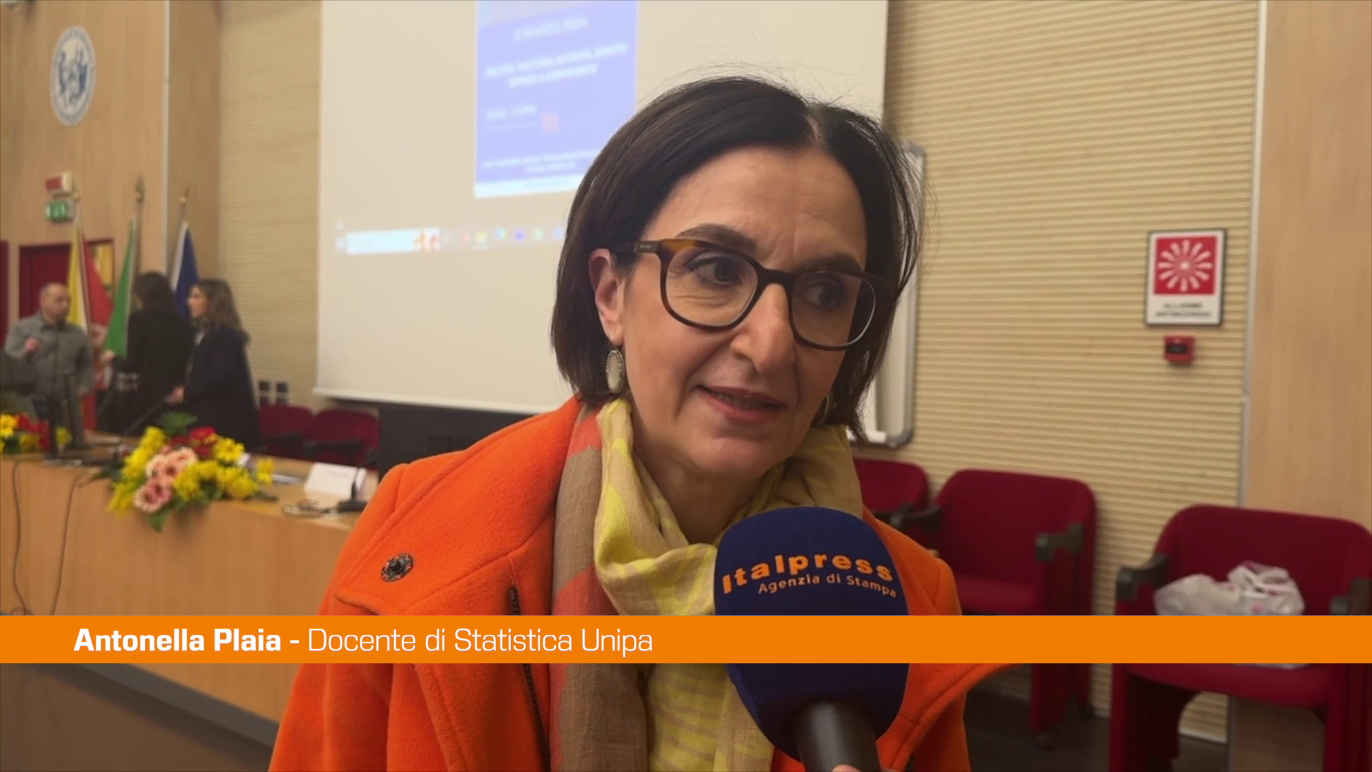 Parità di genere, Plaia 