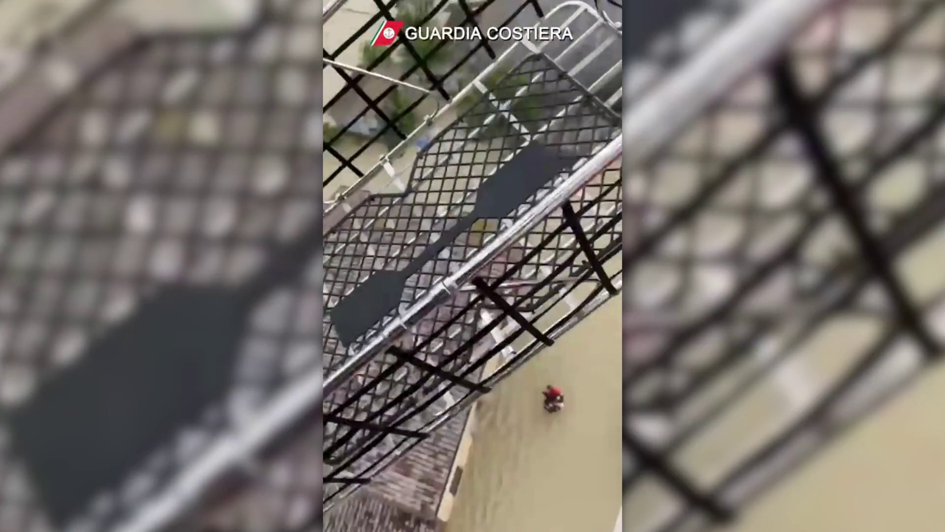 Maltempo in Emilia Romagna, salvata una donna incinta