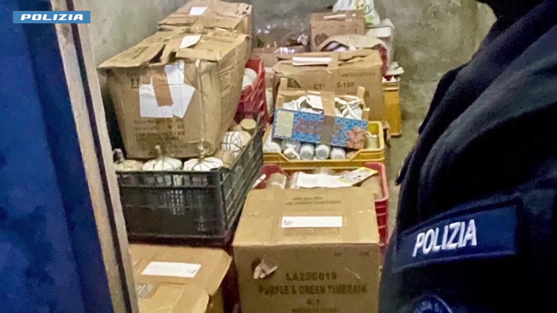 Fabbrica illegale di botti scoperta nel Palermitano, un arresto