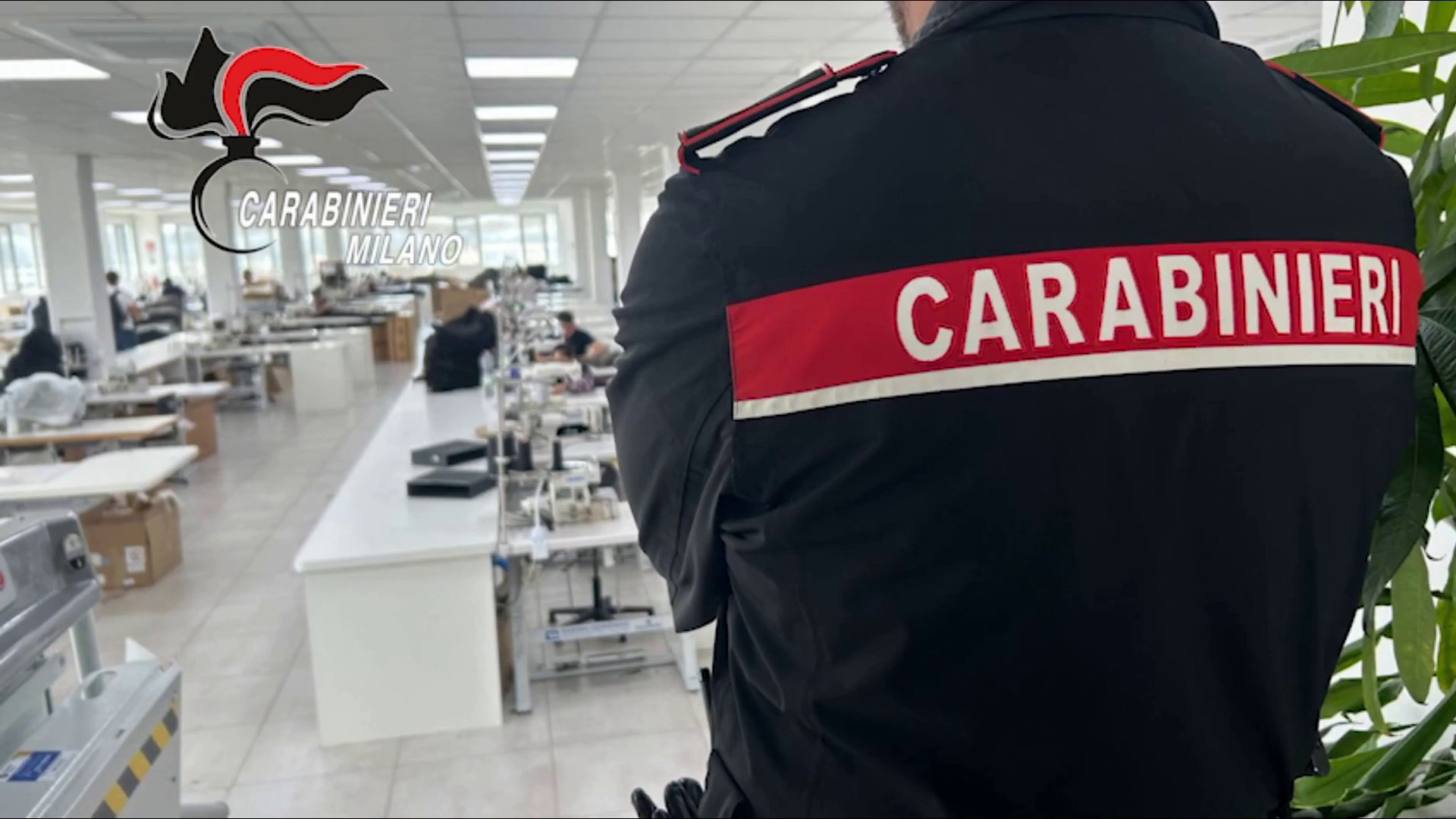 Controlli anti caporalato nel Milanese,chiusa azienda tessile a Pero e 2 denunce