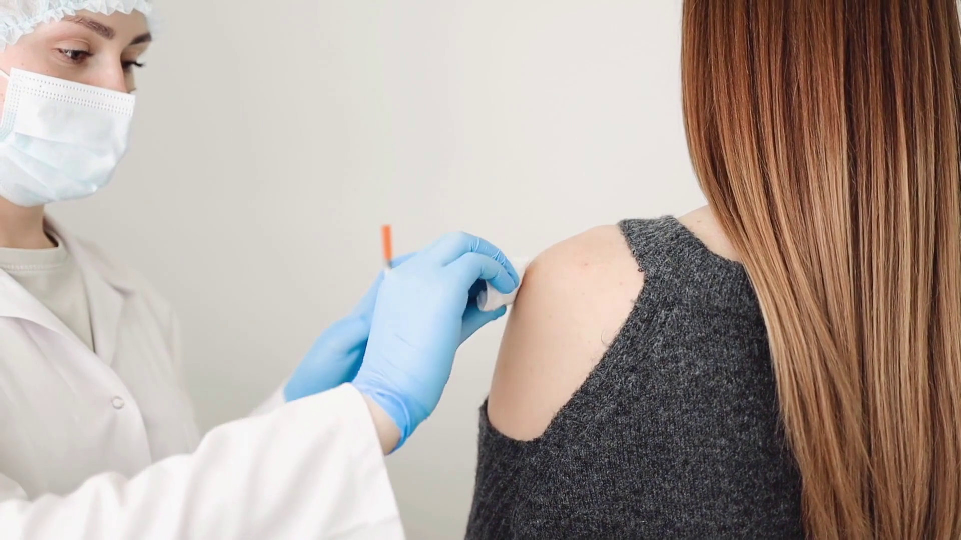 Hpv, vaccino fondamentale ma per 7 genitori su 10 è inutile