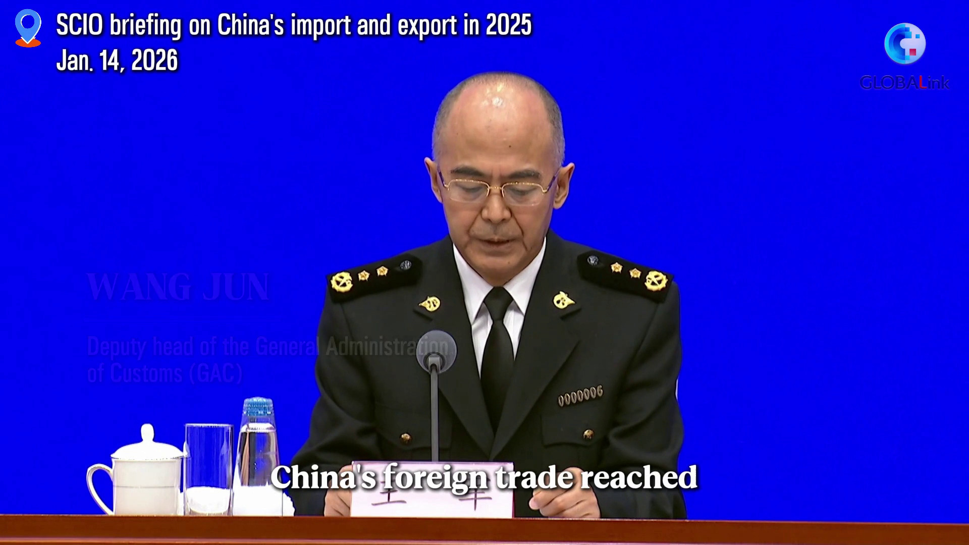 Cina: aumento del 3,8% del commercio estero nel 2025