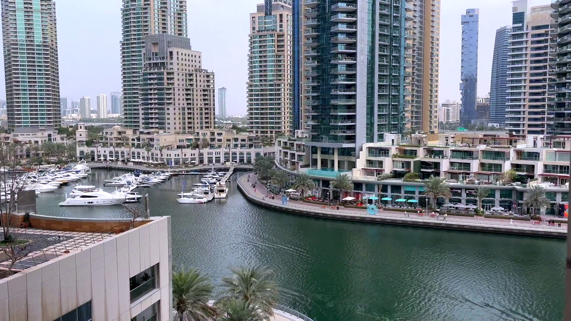 Chiara, palermitana a Dubai “Situazione tranquilla
