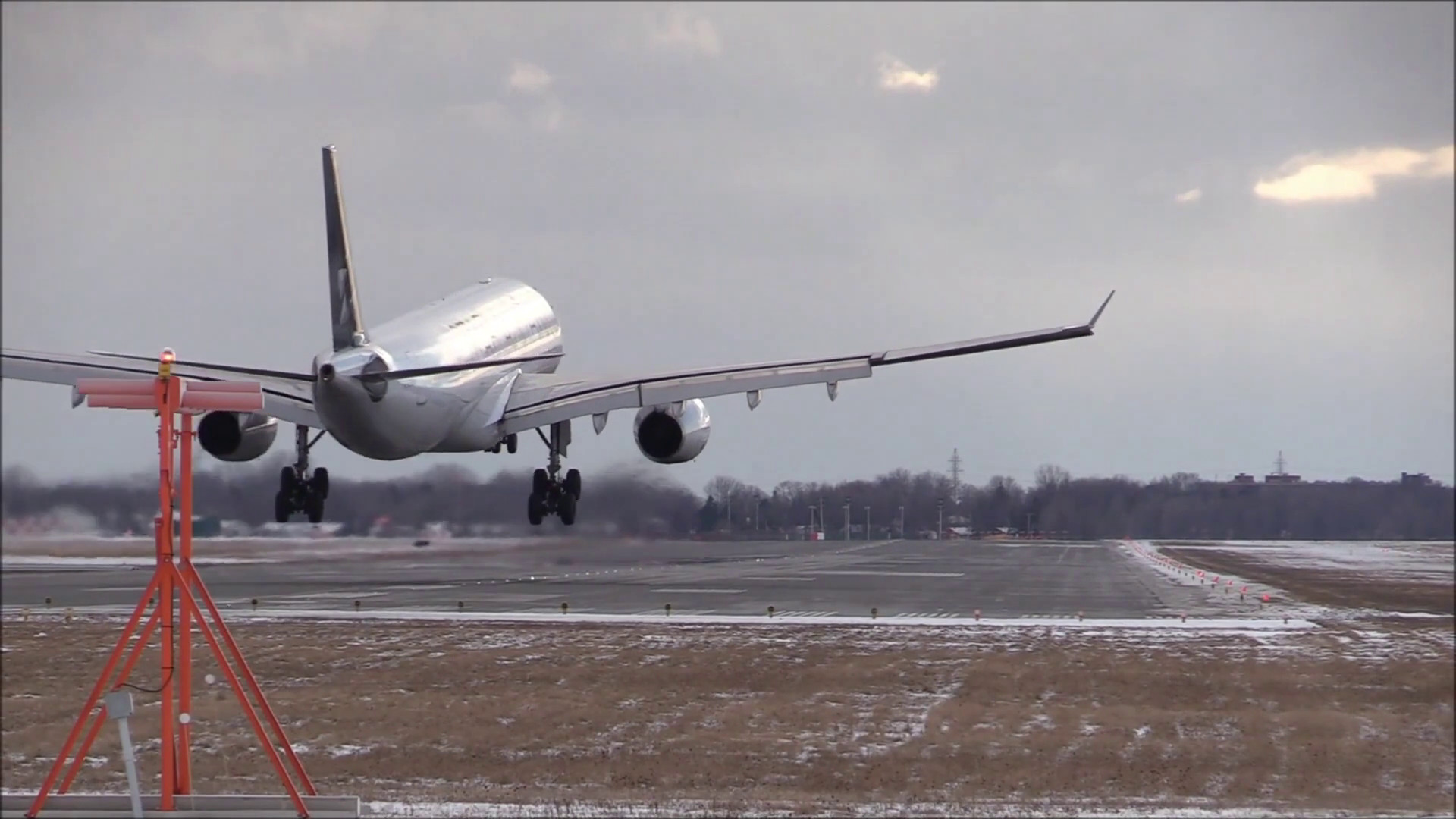 Trasporto aereo, passeggeri in aumento in tutto il mondo