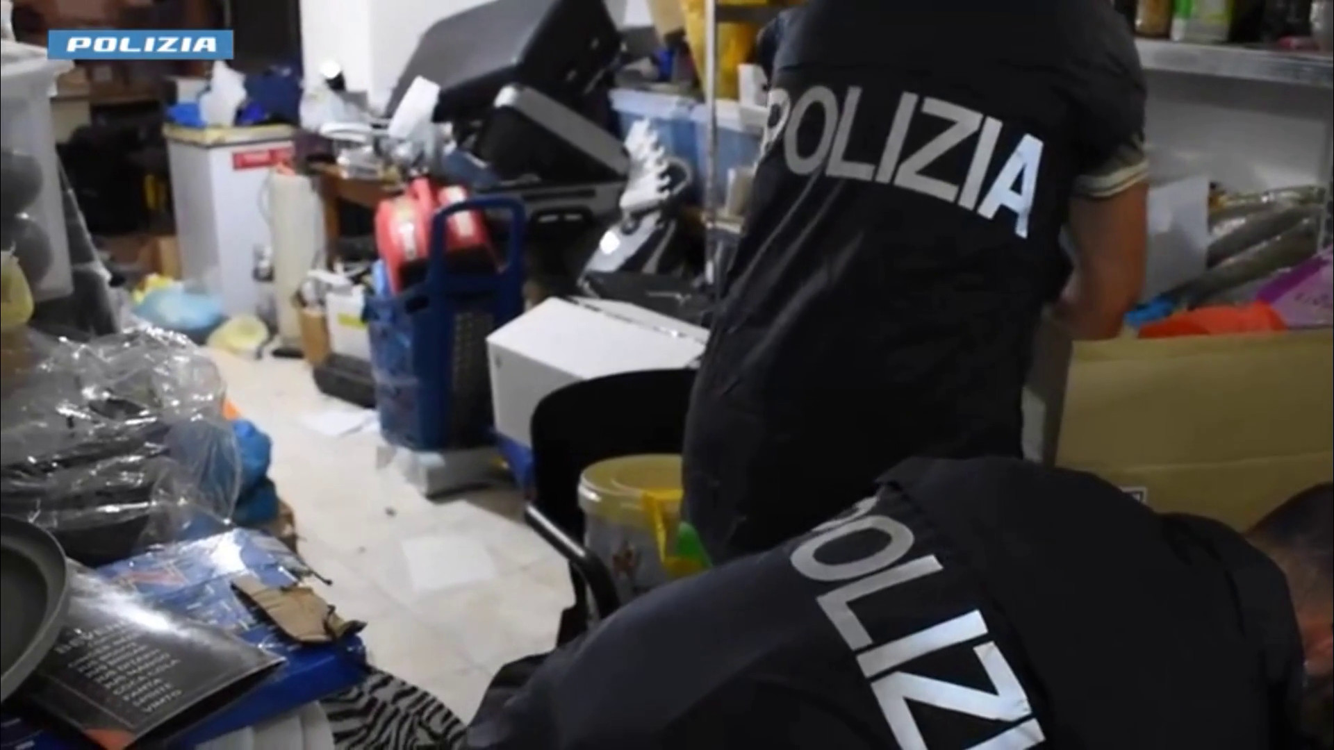 Trovato con 9 chili di marijuana, arrestato ristoratore a Catania
