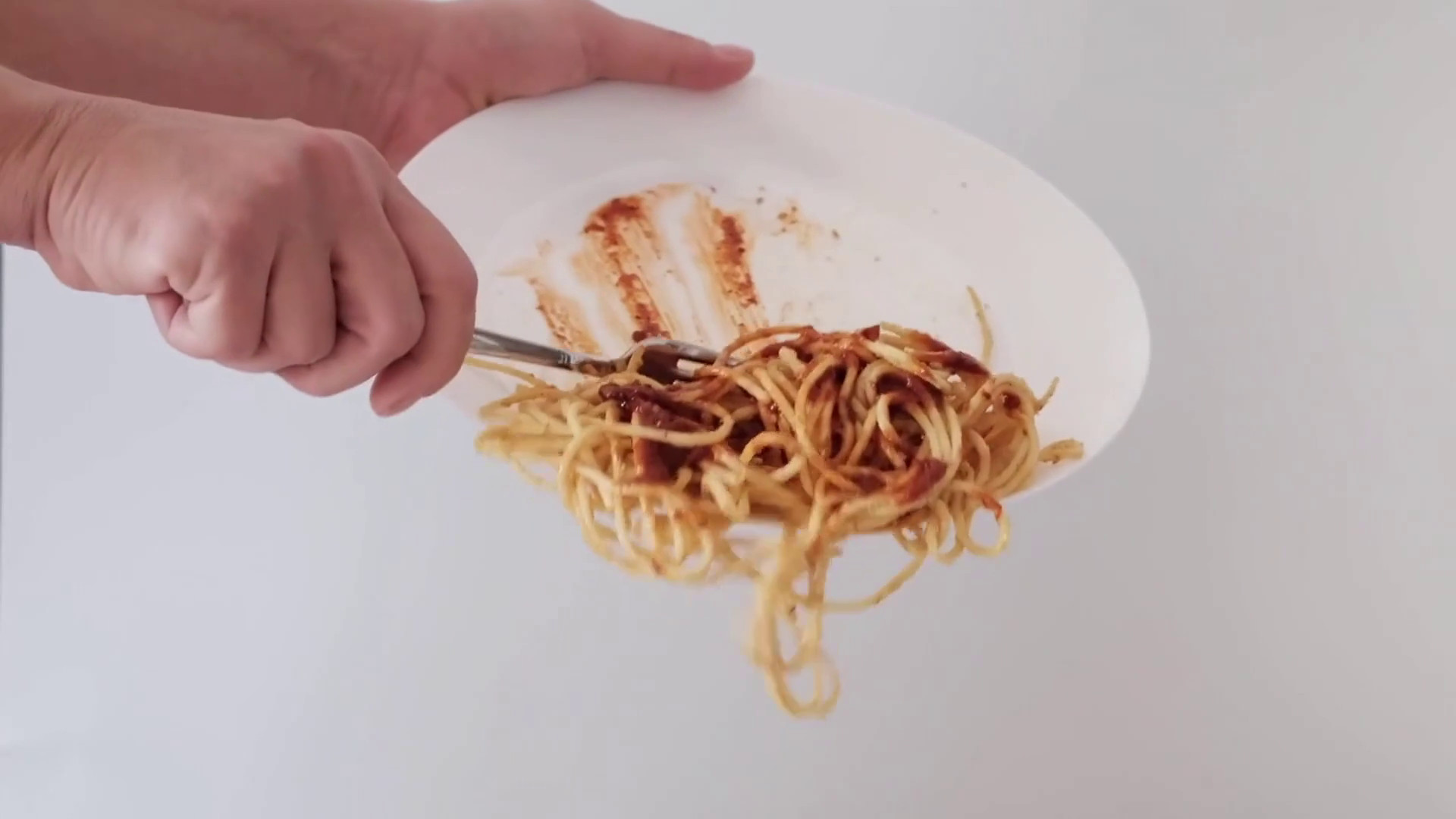 Spreco alimentare, italiani tra i più virtuosi