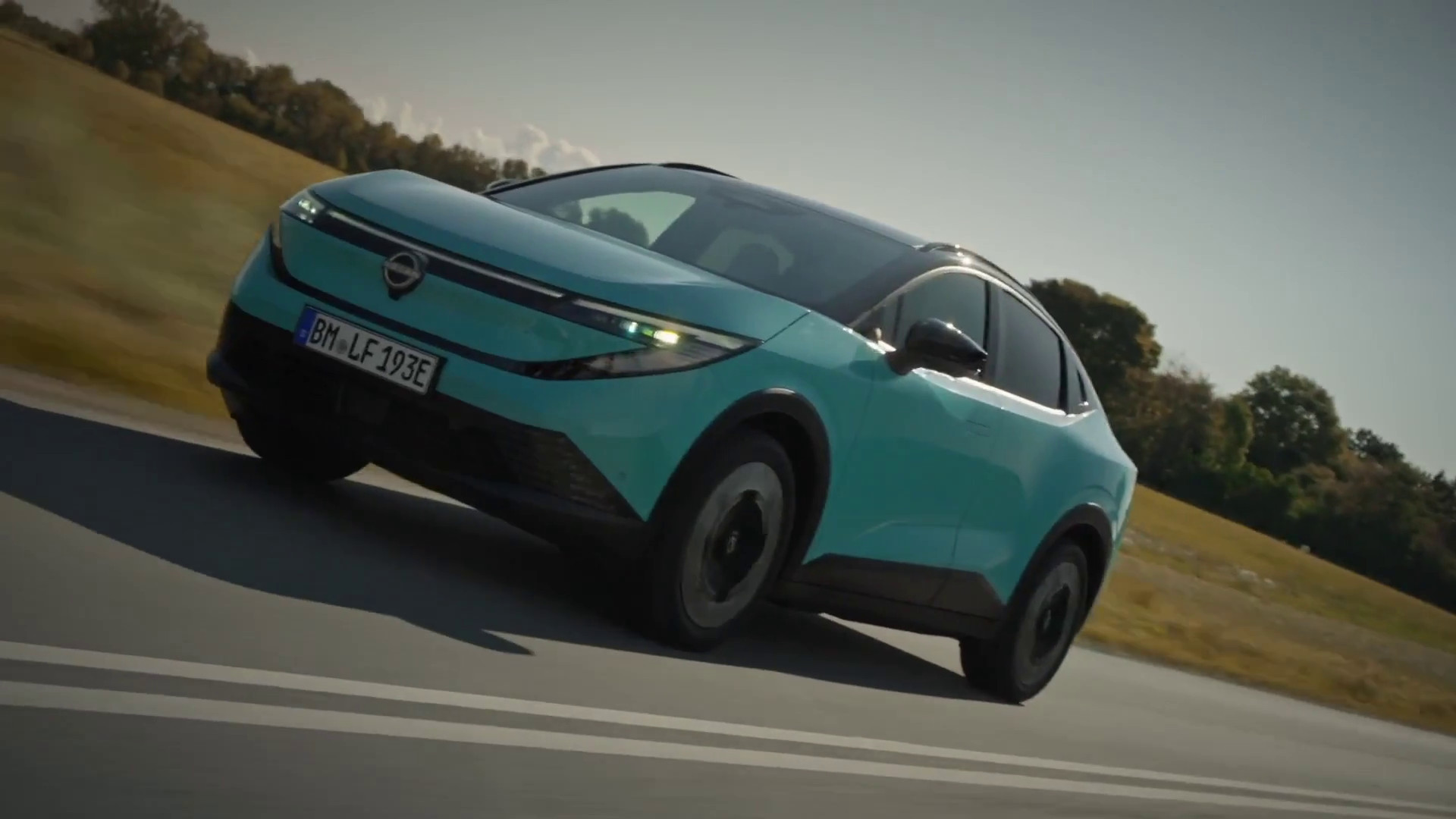 Nissan Leaf, oltre 600 chilometri in elettrico