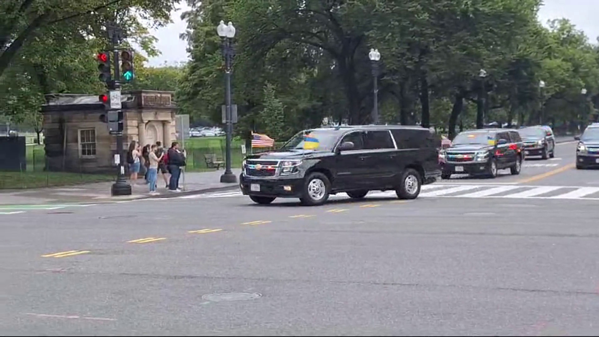 Washington, l'arrivo di Zelensky alla Casa Bianca