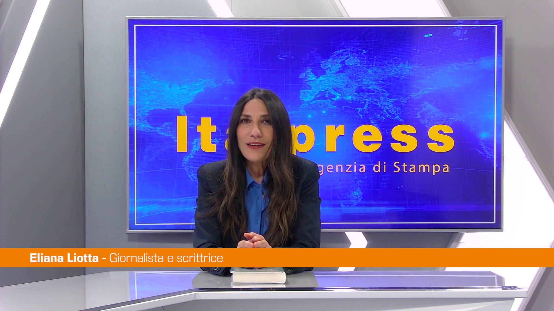 Eliana Liotta nel libro 