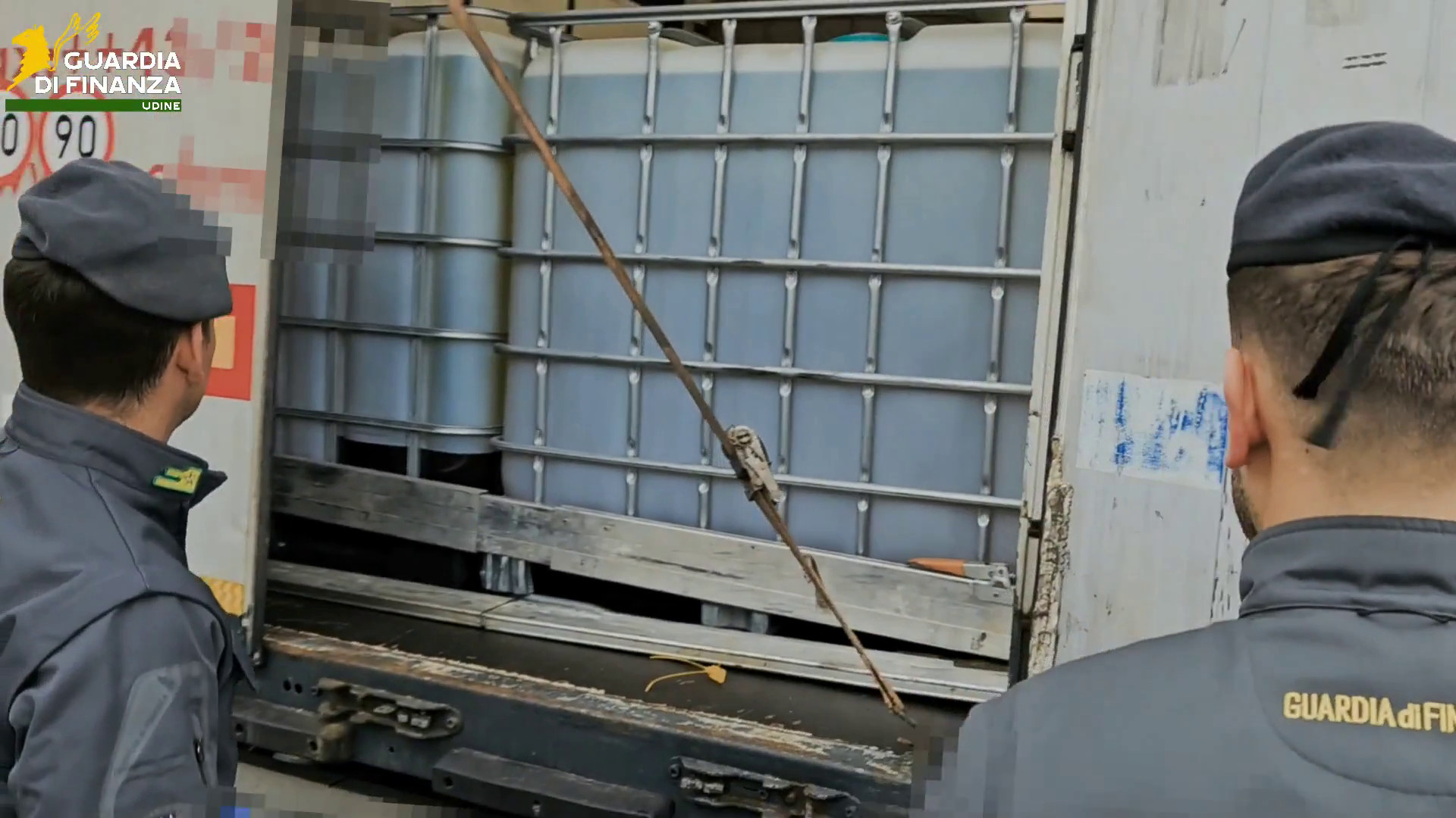 Sequestrati 420.000 litri di prodotti energetici di contrabbando dalla Gdf Udine