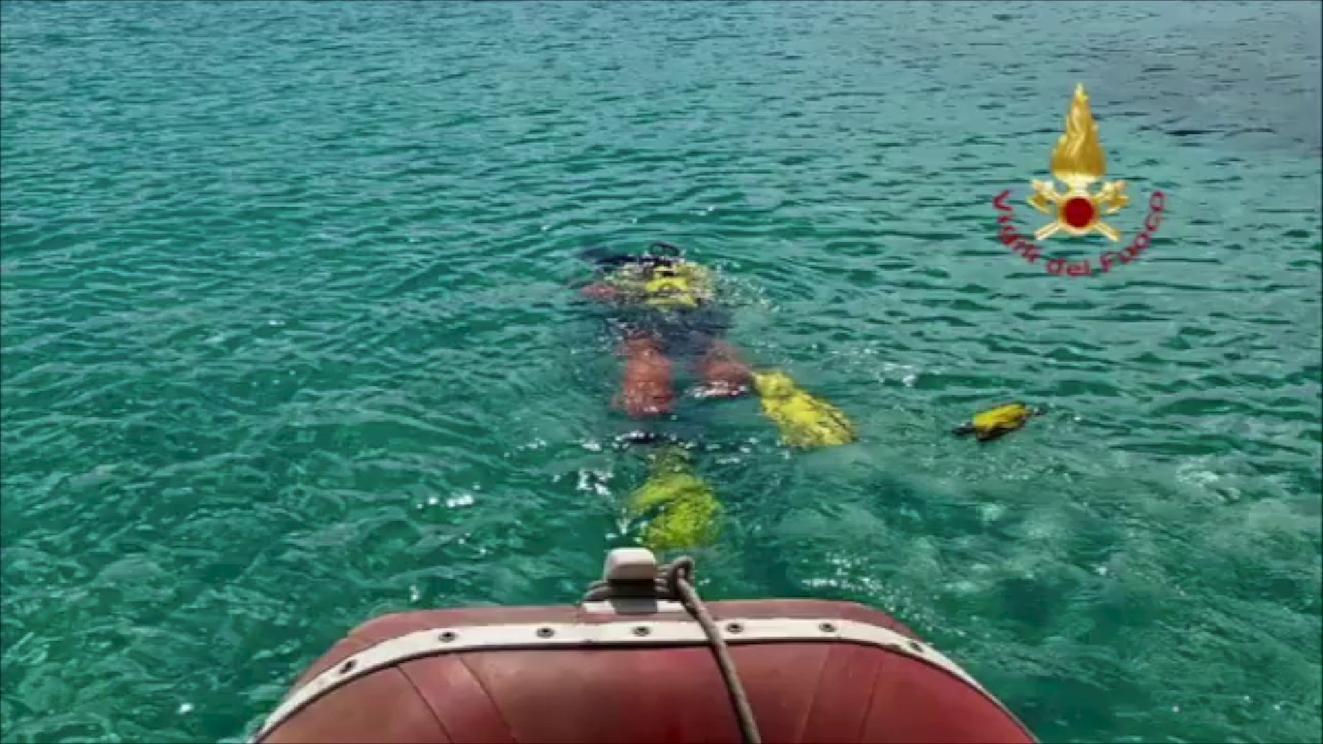 Ritrovato l'uomo disperso in mare nel Tarantino, era in ipotermia