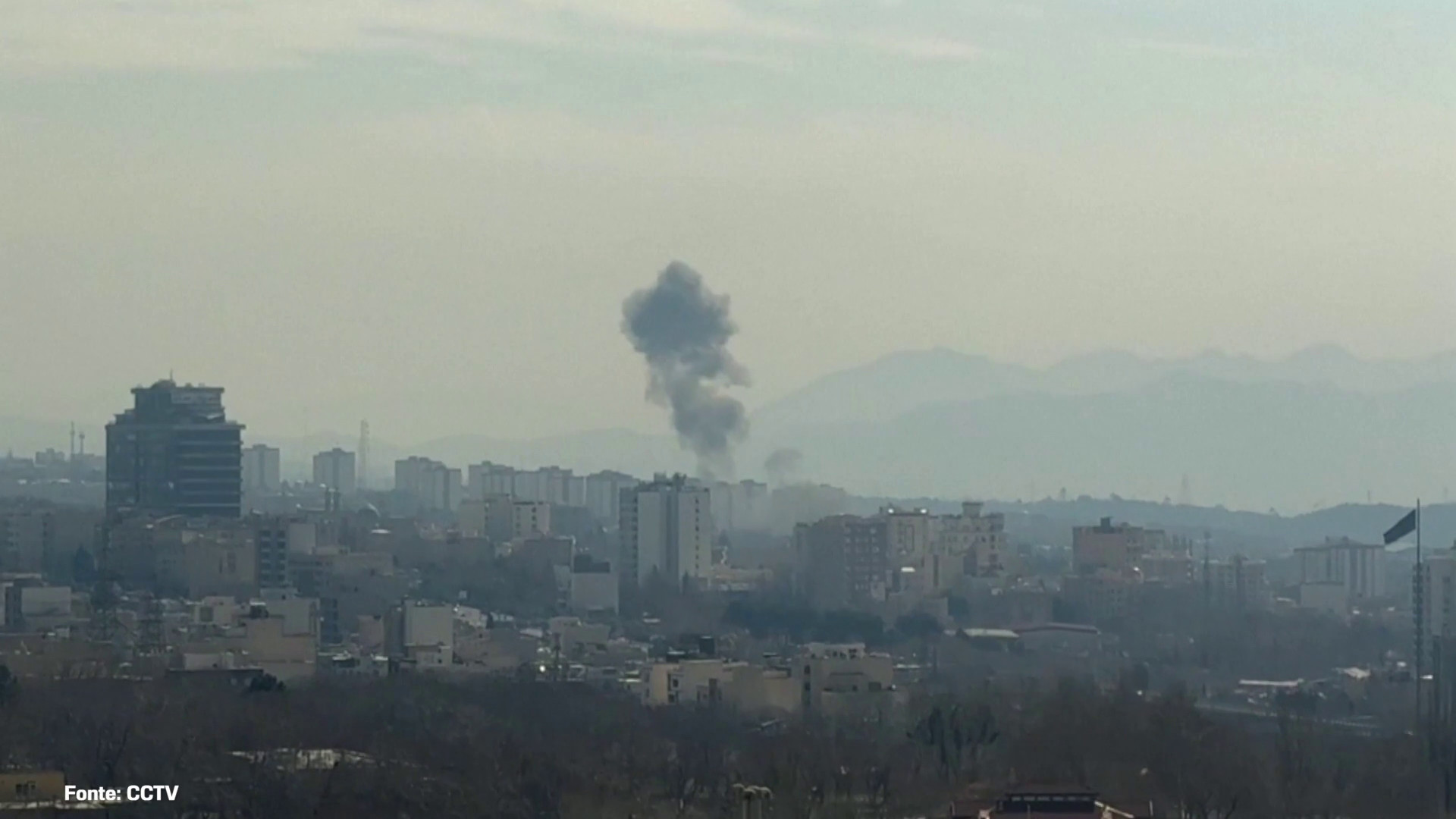 Iran: esplosioni a Teheran e raid Usa-Israele al quinto giorno di guerra