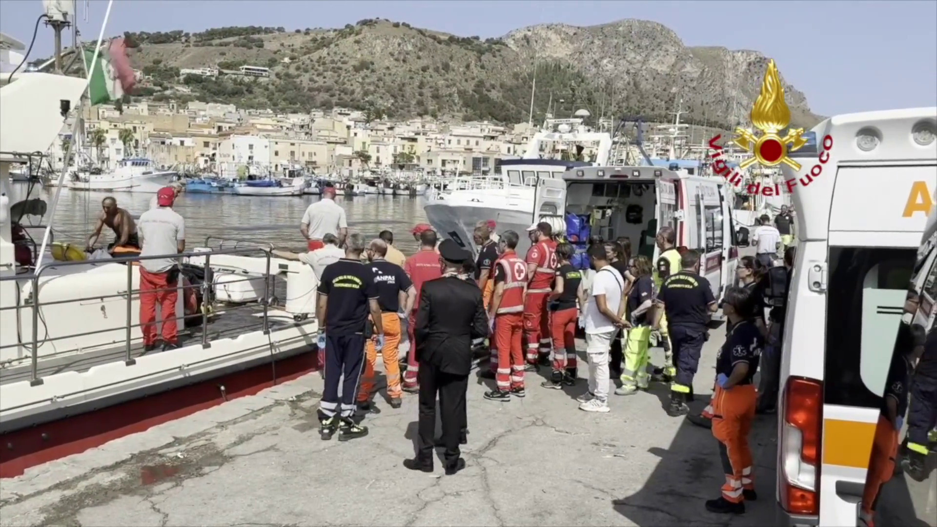 Naufragio nel palermitano,  sommozzatori recuperano corpo