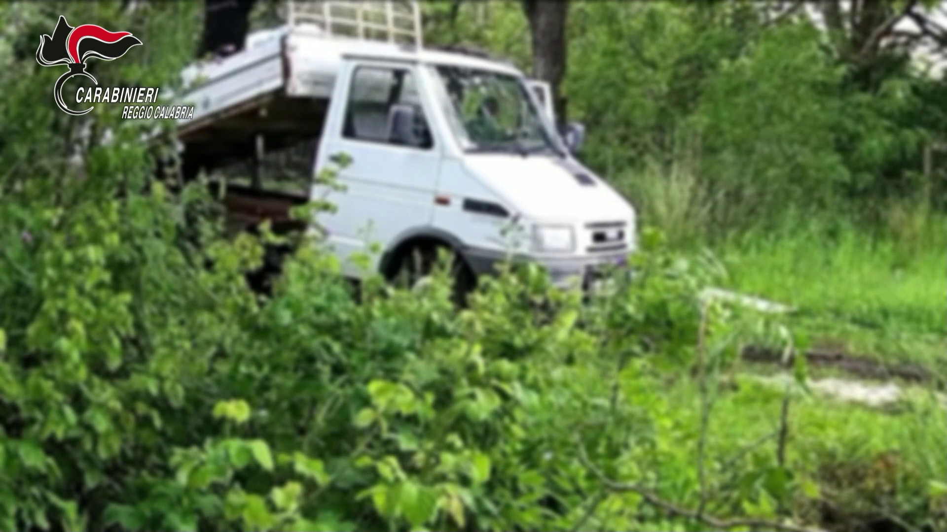 Scoperta discarica abusiva nella Piana di Gioia Tauro