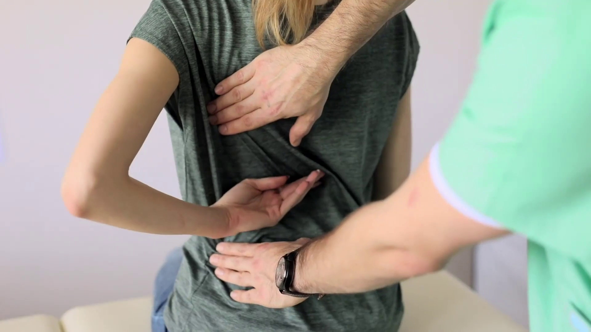 Il corpo come un triangolo equilatero, l'approccio olistico della chiropratica