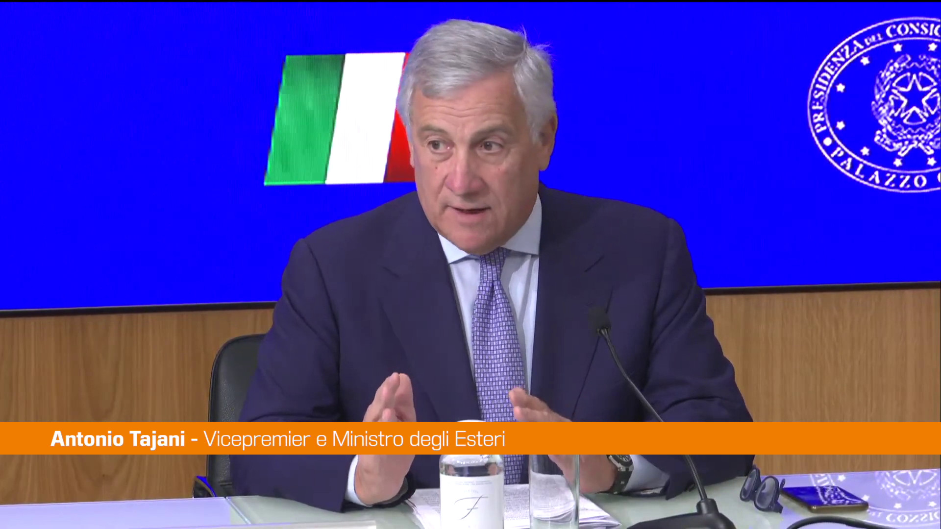 Migranti, Tajani “Con il decreto flussi combattiamo l’illegalità”