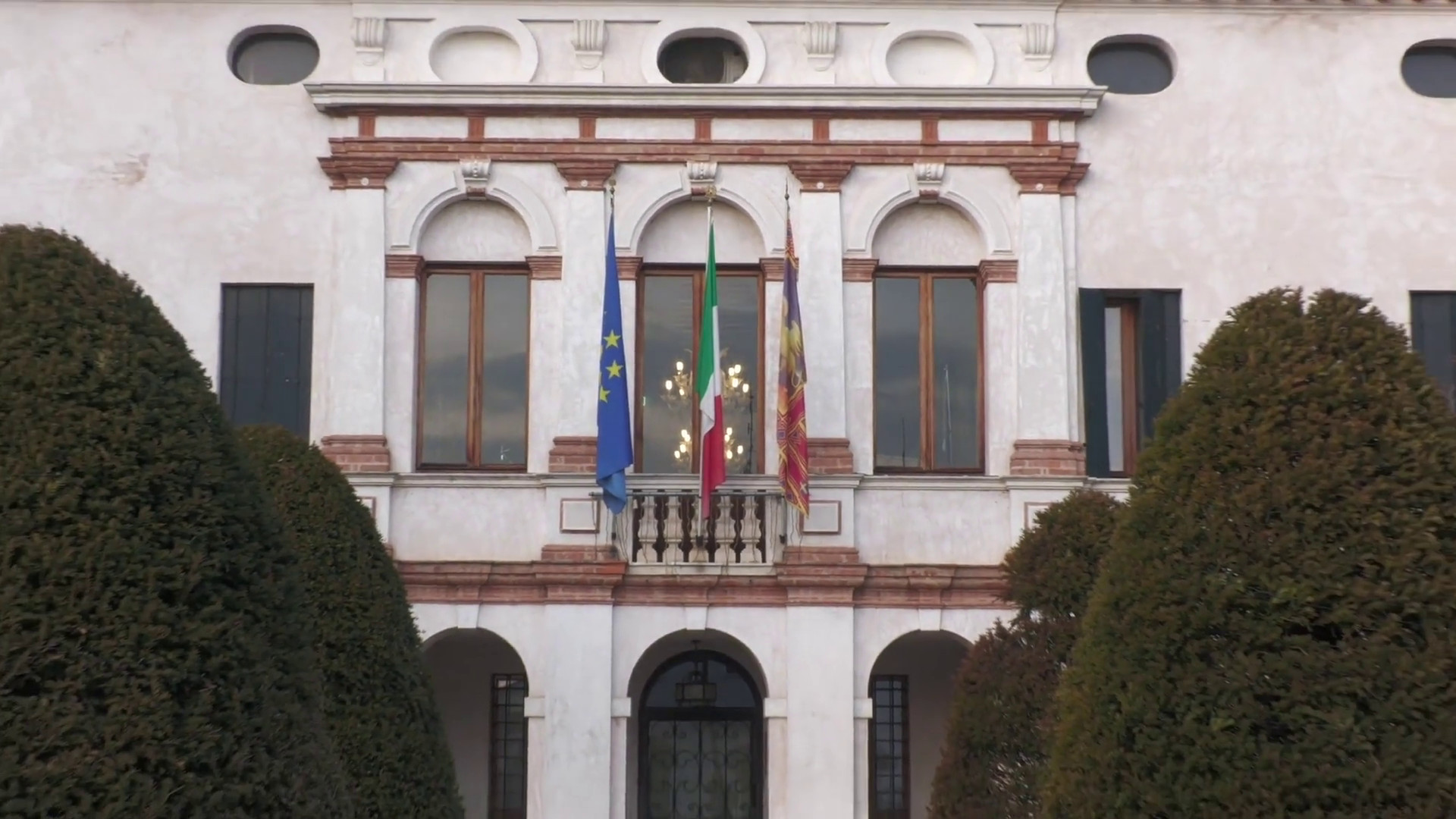 Corte dei conti, nel 2023 migliora la finanza degli enti locali