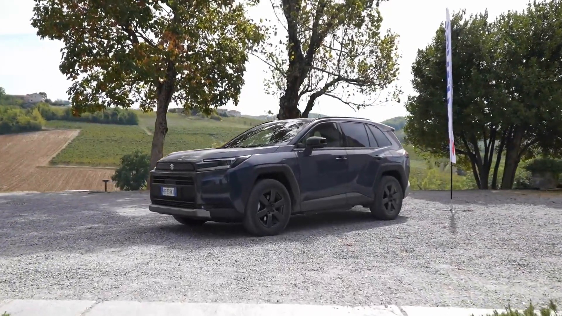Suzuki Across, 309 CV e trazione integrale per la nuova ammiraglia