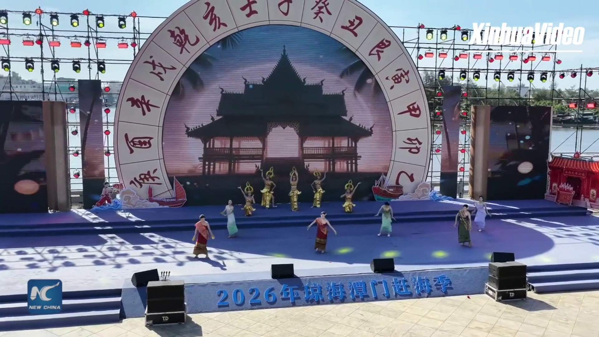 Cina: torna stagione della pesca e le culture si incontrano al porto di Tanmen