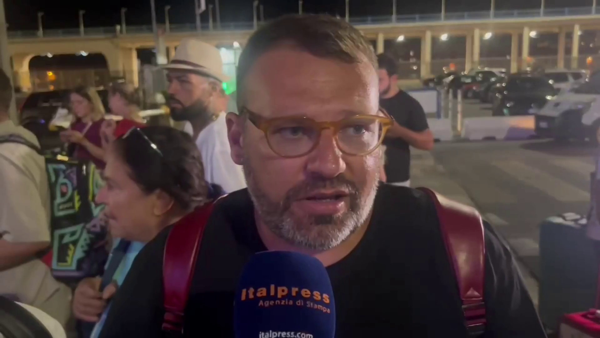 La MSC World Europa a Napoli dopo un'avaria, le voci dei passeggeri