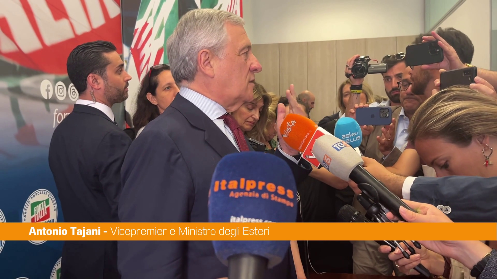 Cittadinanza, Tajani 